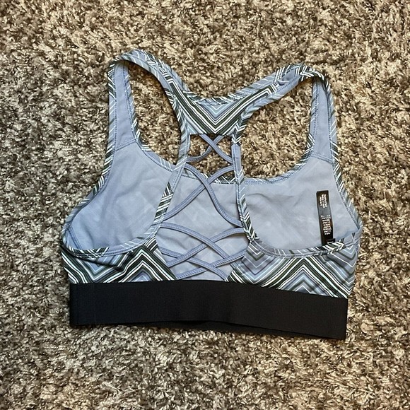 3- Victoria's Secret Sport Women's The Player Racerback Sport Bra Size S Multi - Picture 5 of 9